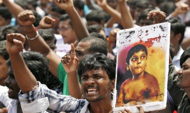 ശ്രീലങ്ക പ്രക്ഷുബ്ദമാകുന്നു; പ്രസിഡന്റിനെതിരെ പ്രതിഷേധം ശക്തം