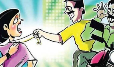 മാല മോഷ്ടിച്ചു രക്ഷപെടുമ്പോൾ മോഷ്ടാവ് ബൈക്കപകടത്തിൽ മരിച്ചു.