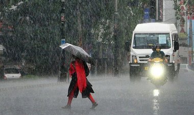 അതിതീവ്ര മഴ വരുന്നു; അഞ്ച് ജില്ലകളില്‍ റെഡ് അലേര്‍ട്ട് 