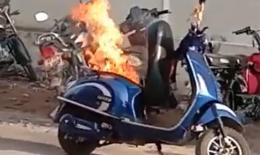 ഇലക്ട്രിക് സ്‌കൂട്ടര്‍ പൊട്ടിത്തെറിച്ചു