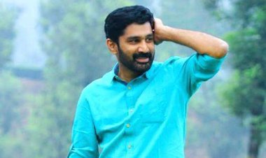 ശശികല പ്രസംഗിക്കുന്ന അമ്പലങ്ങള്‍ക്ക് സര്‍ക്കുലര്‍ നല്‍കുമോ; ബല്‍റാം