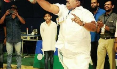 ഇനി കോടതിയെ ബഹിഷ്കരിക്കുമോ? : ശബരിനാഥ്