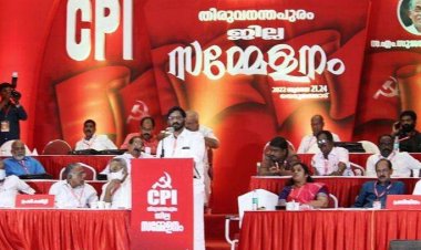 പിണറായി ബ്രാൻഡിങ്ങിനെതിരേ സിപിഐ: പിണറായി സർക്കാരല്ല എൽഡിഎഫ് സർക്കാർ