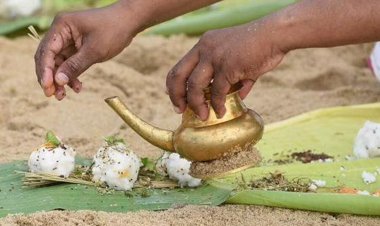 പിതൃസ്മരണയില്‍ കര്‍ക്കിടക വാവ് 