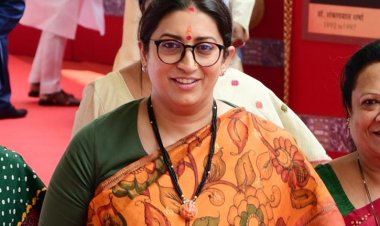 ആദിവാസി വിഭാഗത്തില്‍ നിന്ന് രാഷ്ട്രപതിയുണ്ടായത് ദഹിച്ചിട്ടില്ലെന്ന് സ്മൃതി ഇറാനി