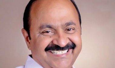 റോഡ് നന്നാക്കാതെ ടോള്‍ പിരിക്കരുത്: വി ഡി സതീശന്‍