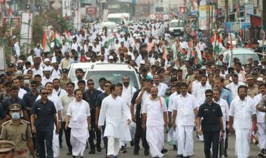 മോദിയെ വിമര്‍ശിക്കുമ്പോള്‍ സിപിഎം നേതാക്കള്‍ അസ്വസ്ഥരാകുന്നതെന്തിന്  :  വി.ഡി. സതീശൻ