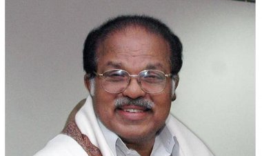 തെരഞ്ഞെടുപ്പ് നടക്കുന്നതാണ് പാർട്ടിക്ക് നല്ലത്;   കോൺ​ഗ്രസിനെ നയിക്കാൻ തരൂരും ​ഗെലോട്ടും യോ​ഗ്യർ :പിജെ കുര്യൻ