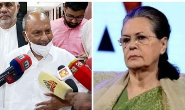 കോൺഗ്രസ് പ്രസിഡന്റ് തെരെഞ്ഞെടുപ്പ് ദില്ലിയിൽ നിർണായക കൂടിയാലോചനകൾ, എ കെ ആന്‍റണി സോണിയ ഗാന്ധിയെ കണ്ടു