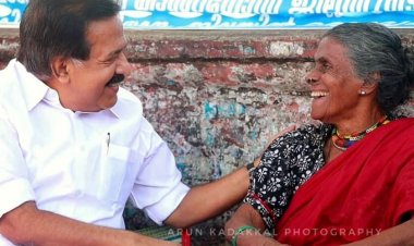 ദയാബായിക്കു പിന്തുണയുമായി  ചെന്നിത്തല സമരപ്പന്തലിലെത്തി