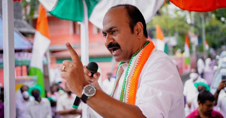 മന്ത്രിസഭയോ പാർട്ടിയോ അറിയാതെ എങ്ങനെയാണ് പെൻഷൻ പ്രായം ഉയർത്താനുള്ള ഉത്തരവിറങ്ങിയത്: വി ഡി സതീശൻ