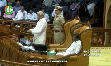 ‘സ്കൂൾ വിദ്യാർഥിനികൾക്ക് മൂന്ന് ദിവസം വരെ ആർത്തവ അവധി’; വനിതാ സൗഹൃദ പ്രഖ്യാപനവുമായി വി ഡി സതീശൻ സർക്കാർ