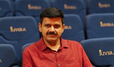 'വെടിവച്ച് കൊല്ലും' സന്ദീപ് വാരിയർക്ക് വധഭീഷണി