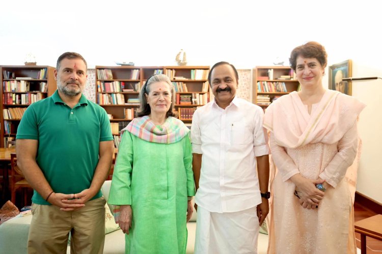 ഗാന്ധി കുടുംബത്തെ സന്ദർശിച്ച് മുഖ്യമന്ത്രി വി.ഡി. സതീശൻ