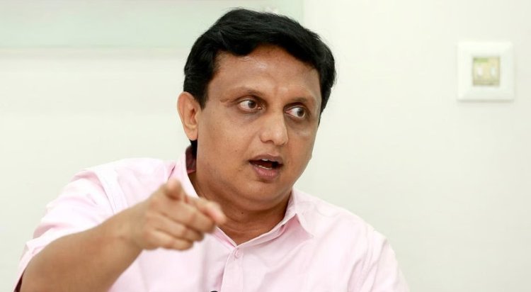 വളഞ്ഞിട്ടടിച്ചോളൂ എന്നാലും സംഘപരിവാറിന് മുന്നിൽ ഞങ്ങൾ മുട്ടുമടക്കില്ല; മുഹമ്മദ് റിയാസ് 