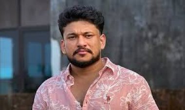 'പെൻഷൻ വാങ്ങി ജീവിക്കാൻ അനുവദിക്കില്ല'; പോലീസ് ഉദ്യോഗസ്ഥൻ നേരെ ഭീഷണിയുമായി അർജുൻ ആയങ്കിയുടെ ഫേസ്ബുക്ക് പോസ്റ്റ്