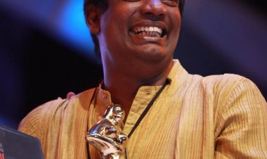 കൊച്ചി: പ്രശസ്ത നടനും മിമിക്രി താരവുമായ സലിം കുമാർ (56) അന്തരിച്ചു.
