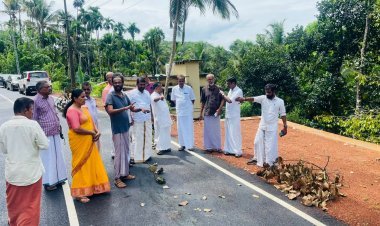 കാസർകോട് ജില്ലയിലെ പൊയ്നാച്ചി–ബന്തടുക്ക റോഡിൽ 30 മീറ്ററോളം  നീളത്തിൽ വിള്ളൽ രൂപപ്പെട്ടു. ഉദുമ എംഎൽഎ കെ. നീലകണ്ഠൻ സന്ദർശിച്ചു.