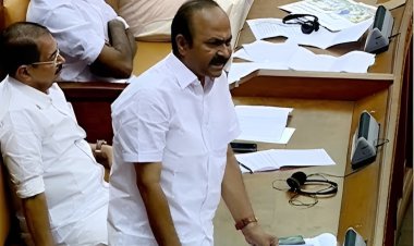 പെൻഷൻ വിവാദത്തിൽ നിയമസഭയിൽ സർക്കാരും പ്രതിപക്ഷവും നേർക്കുനേർ