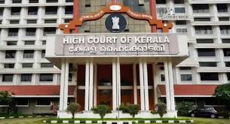 കേരളത്തിലെ മെഡിക്കല്‍ കോളേജുകള്‍ വിദ്യാര്‍ത്ഥികളെ ക്രൂരമായി കൈകാര്യം ചെയ്യുന്നു; ഹൈക്കോടതി