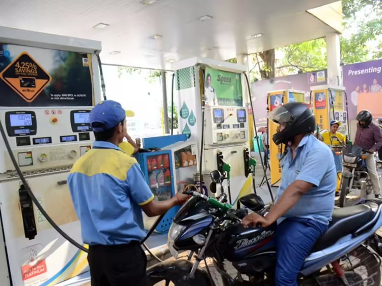 ഇന്ധന മേഖലയിൽ കേന്ദ്ര സർക്കാരിന്റെ പരിഷ്കരണം; എഥനോൾ ഉയർന്ന അളവിൽ ചേർത്ത പെട്രോളിന് നികുതി ഇളവ്; ലക്ഷ്യം ഇന്ധന ഇറക്കുമതി കുറയ്ക്കൽ