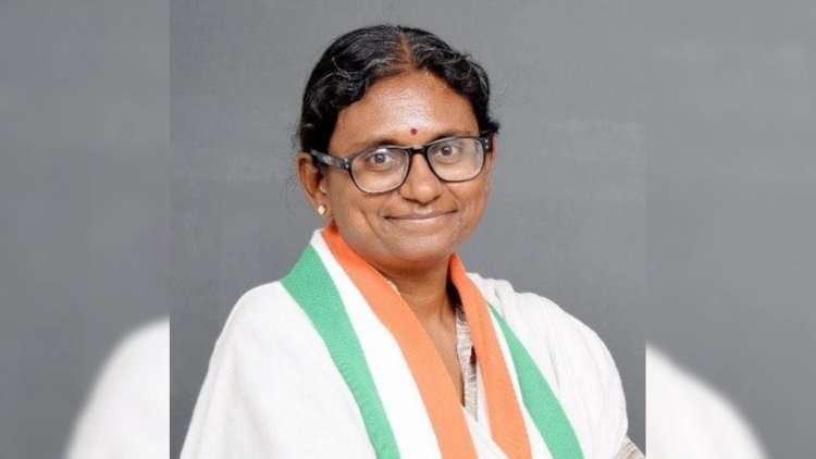 മധ്യപ്രദേശ് കോൺഗ്രസിന് തിരിച്ചടിയായി സുപ്രീം കോടതി വിധി; മീനാക്ഷി നടരാജന്‍റെ ഹര്‍ജി കോടതി തള്ളി