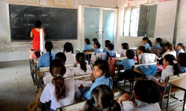 സർക്കാർ സ്കൂളുകളിൽ 86 ലക്ഷം വിദ്യാർഥികൾ കുറഞ്ഞു; സ്വകാര്യ സ്കൂളുകളിലേക്ക് വൻ തോതിൽ മാറ്റമെന്ന്  റിപ്പോർട്ട്