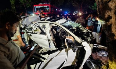 കണ്ണൂർ ചാലോട് കാർ അപകടം: മരിച്ച നാല് യുവാക്കളിൽ രണ്ടുപേർ മലയാളികൾ; ബെംഗളൂരുവിൽ നിന്ന് വിവാഹച്ചടങ്ങിൽ പങ്കെടുക്കാൻ വരുന്നതിനിടെ ദുരന്തം