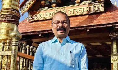 ദേവസ്വംബോർഡ് മുൻ പ്രസിഡന്റ് പി.എസ്.പ്രശാന്ത് എസ്‌.ഐ.ടി കസ്റ്റഡിയിൽ