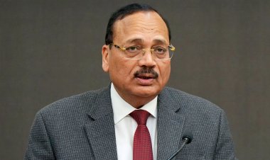 'കോക്ക്‌റോച്ച്’ പരാമർശത്തിൽ വിശദീകരണവുമായി ചീഫ് ജസ്റ്റിസ് സൂര്യകാന്ത്