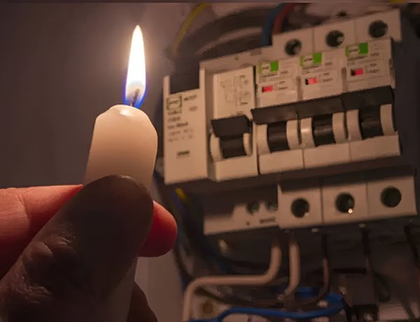 ജലനിരപ്പ് താഴ്ന്നു, വൈദ്യുതോൽപാദനം ഇടിഞ്ഞു; സംസ്ഥാനത്ത് പ്രതിസന്ധി രൂക്ഷം