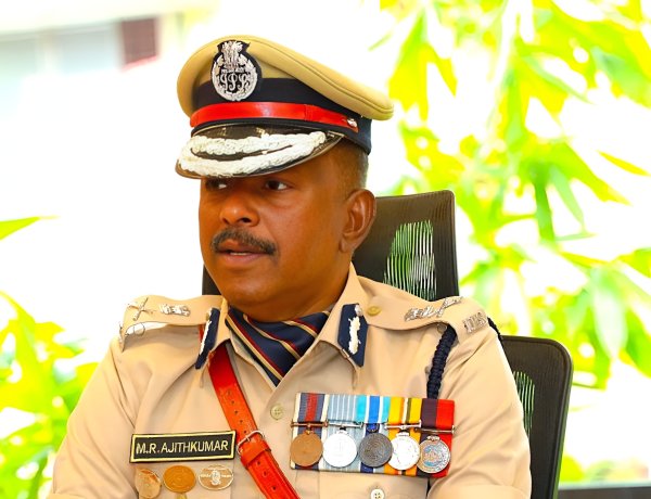 ADGP രക്ഷകരെ പൂട്ടി ഷൗക്കത്തലി ; ചെന്നിത്തല ഒപ്പുവെക്കും