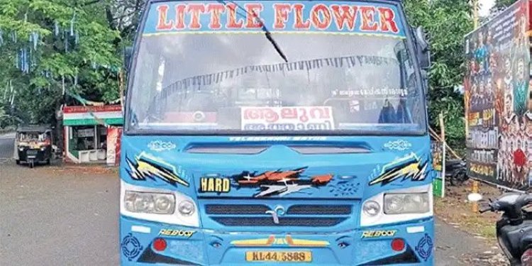നഷ്ടം സഹിക്കാനാവാതെ സർവീസ് നിർത്തി; സ്വകാര്യ ബസിന് എംവിഡിയുടെ വക 7,500 രൂപ പിഴ