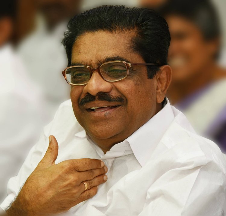 'നിലപാട് തുറന്നുപറയാൻ ധൈര്യം വേണം'; കോൺഗ്രസിൽ വീണ്ടും ചർച്ചയായി വി എം സുധീരന്റെ പ്രതികരണം.