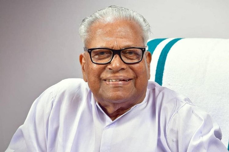 വിപ്ലവ നായകന് പ്രണാമം... വി.എസ്. എന്ന രാഷ്ട്രീയ ശൈലി.