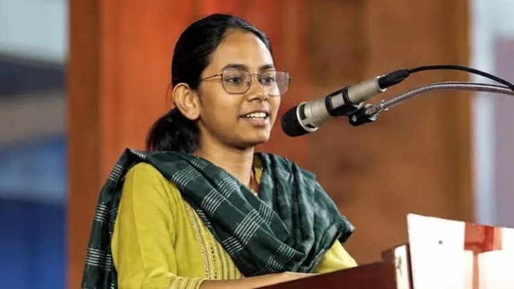 ഐഷി ഘോഷിന് ആശ്വാസം; അറസ്റ്റ് വാറണ്ടിന് കോടതി സ്റ്റേ