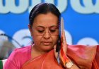 പെടലി നാടകവും കളളത്തരം ; പൊക്കാന്‍ ഉത്തരവിട്ട് ചെന്നിത്തല ; വീണാ ജോര്‍ജ് ഒളിവില്‍