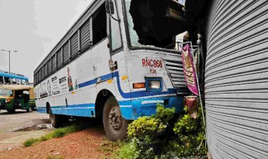 മകളെ ബസ് കയറ്റിവിട്ട് മടങ്ങവേ റോഡിലൂടെ നടന്നുപോയ 48കാരിയെ കെഎസ്ആർടിസി ബസ് ഇടിച്ചുതെറിപ്പിച്ചു; ദാരുണാന്ത്യം