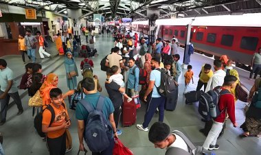 ട്രെയിൻ വൈകിയാൽ ഇനി ടെൻഷൻ വേണ്ട; യാത്രക്കാർക്ക് റെയിൽവേ നൽകുന്ന സൗകര്യങ്ങൾ ഇവ