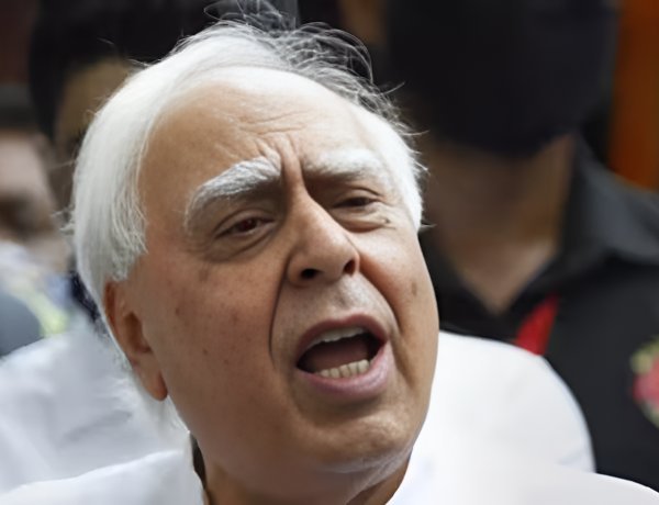 അമിത്ഷാ തീർന്നു; ഞെട്ടിക്കുന്ന കണക്ക് നിരത്തി കേന്ദ്രത്തിന്റെ ആണി പറിച്ച് കബിൽ സിബൽ