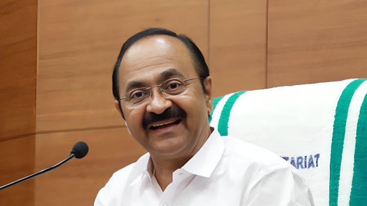 കേരളത്തിൽ മഴക്കെടുതി: രക്ഷാപ്രവർത്തനം ശക്തമാക്കാൻ ജില്ലകളിൽ മന്ത്രിമാർ