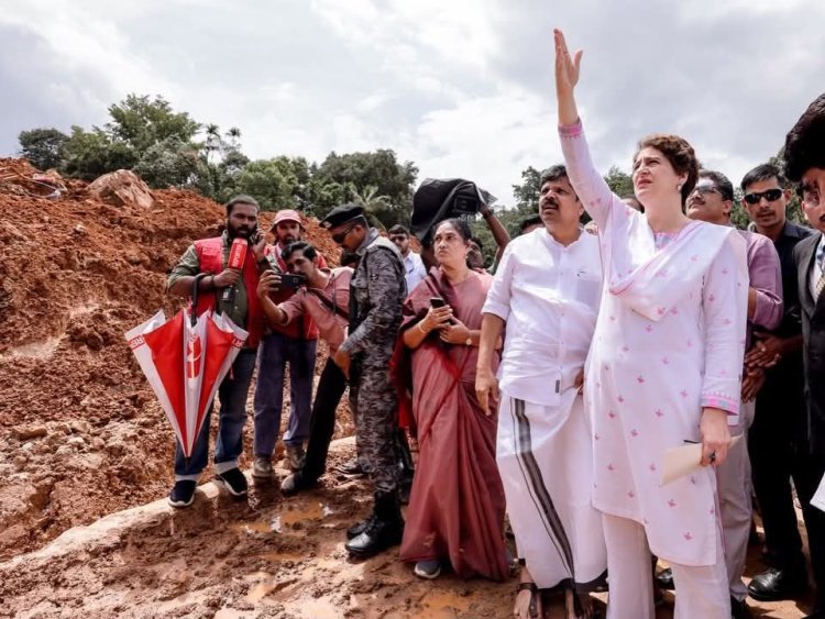 പ്രളയകാലത്ത് ശാന്തനായ രക്ഷകൻ; എ.പി. അനിൽകുമാറിന്റെ പ്രവർത്തനങ്ങൾക്ക് കൈയടി.