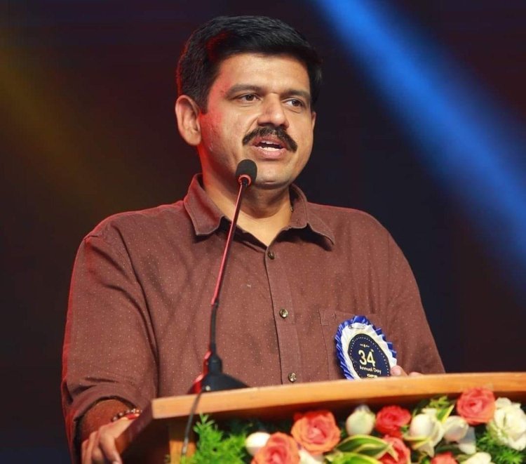 തൃക്കരിപ്പൂർ കായിക സമുച്ചയത്തിൽ വൻ ക്രമക്കേട് ; വിശദമായ അന്വേഷണം വേണം . സന്ദീപ് വാര്യർ MLA