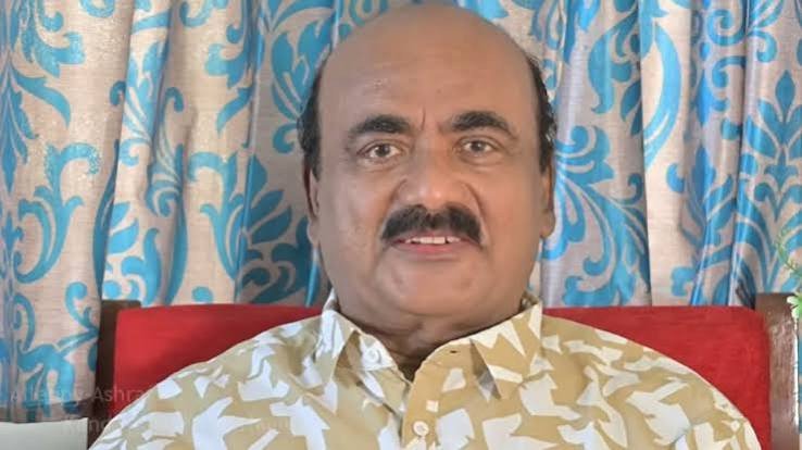 ഗീതു മോഹൻദാസിനെ 'ടോക്‌സിക്' അണിയറപ്രവർത്തകർ ഒറ്റപ്പെടുത്തിയോ? ഞെട്ടിക്കുന്ന വെളിപ്പെടുത്തലുമായി ആലപ്പി അഷ്‌റഫ്