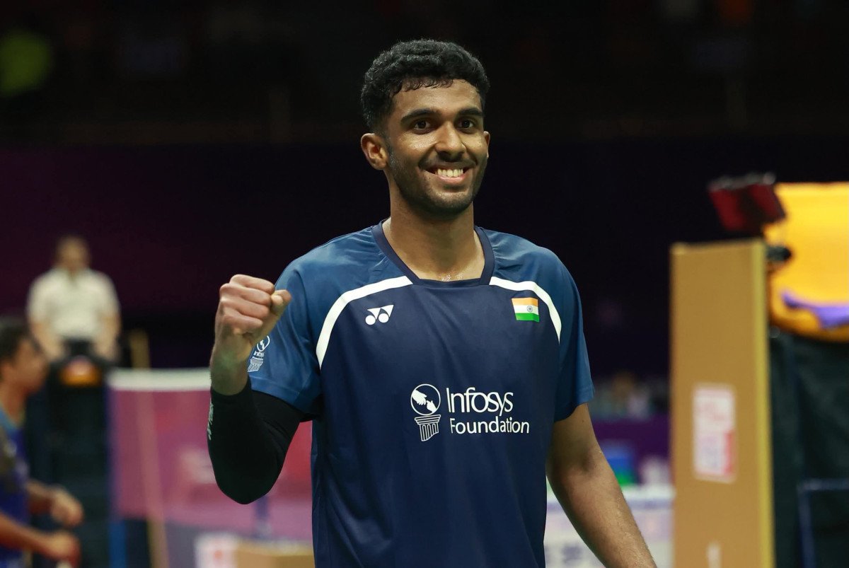 ലോക ഒന്നാം നമ്പർ താരത്തെ വീഴ്ത്തി ആയുഷ് ഷെട്ടി; വമ്പൻ അട്ടിമറി!