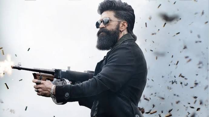 ഗീതു മോഹൻദാസിനെ 'ടോക്‌സിക്' അണിയറപ്രവർത്തകർ ഒറ്റപ്പെടുത്തിയോ? ഞെട്ടിക്കുന്ന വെളിപ്പെടുത്തലുമായി ആലപ്പി അഷ്‌റഫ്