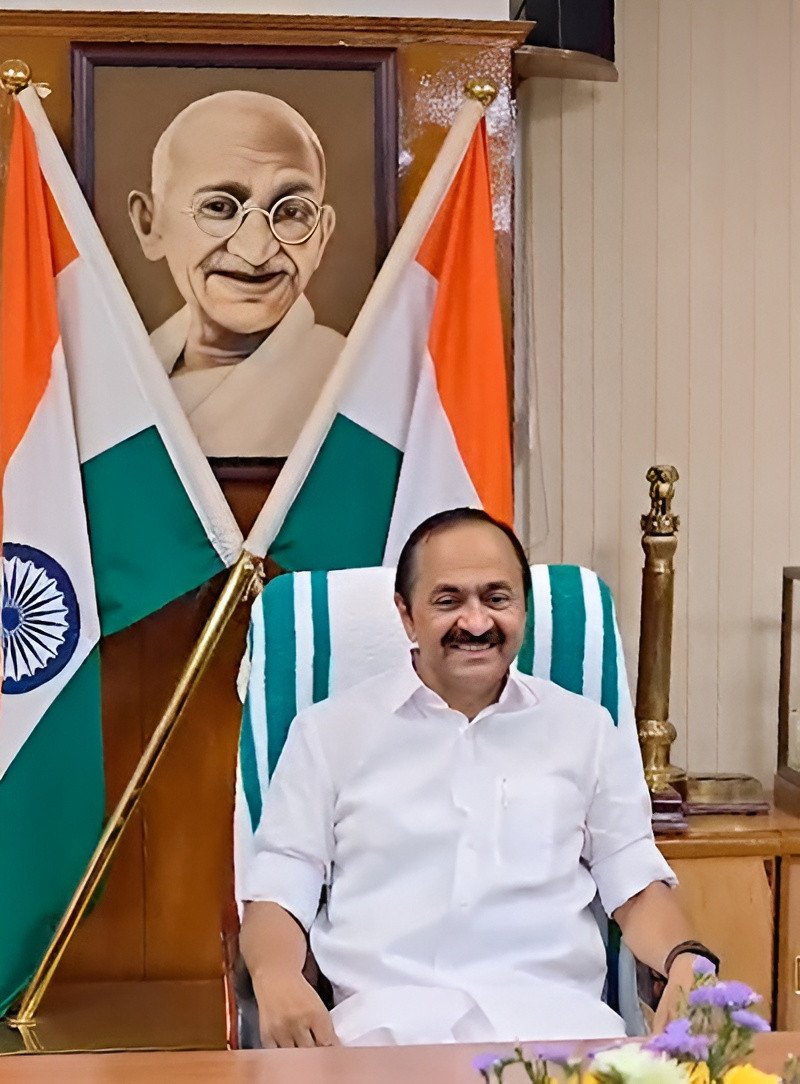സെക്രട്ടേറിയറ്റിൽ മുഖ്യമന്ത്രിയെ കാണാൻ പുതിയ ക്രമീകരണം; സെപ്റ്റംബർ 2 മുതൽ പ്രാബല്യത്തിൽ