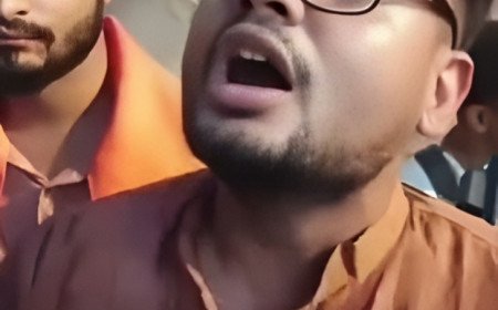 വന്ദേമാതരം പാടാനാകാതെ വാരാണസി യുവമോർച്ച നേതാവ്; ബിജെപിക്കെതിരെ പരിഹാസം