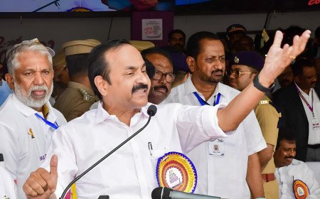 100 ദിവസത്തിൽ സതീശൻ ‘ഹീറോ’; പിണറായിക്ക് മുന്നിൽ പ്രതിസന്ധികളുടെ പെരുമഴ