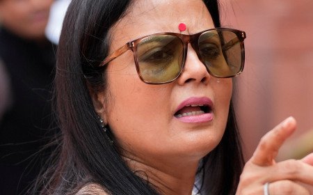 അപകീർത്തി കേസ്: മഹുവാ മൊയ്ത്രയ്ക്കെതിരെ അറസ്റ്റ് വാറണ്ട്